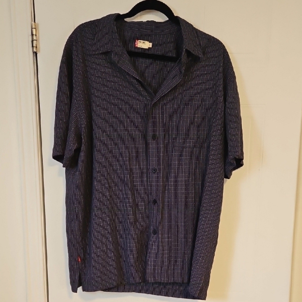 Vintage Levi's Shirt Plaid Mens L Large navy Red Tab Button down Short Sleeve
